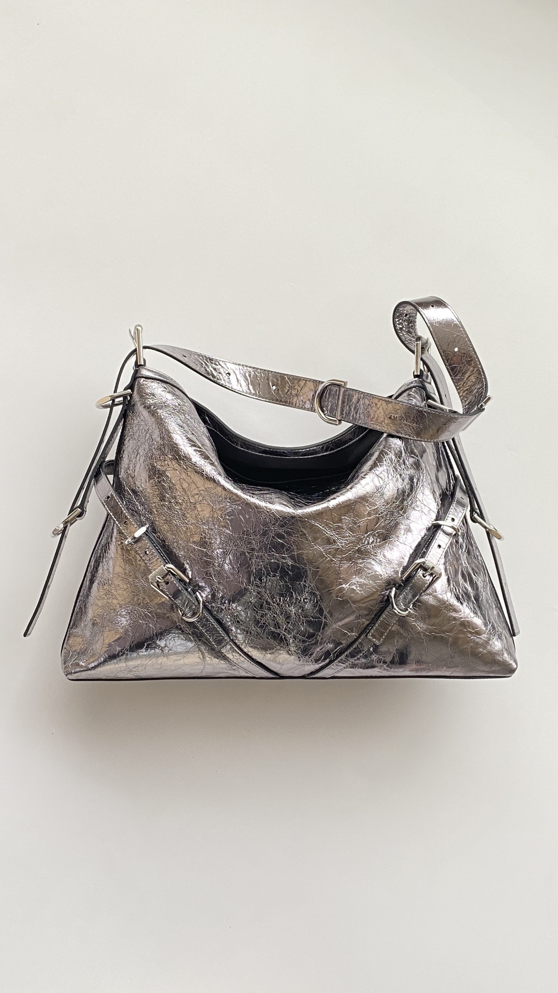 Gienvchy_Voyou_Tote-40_2